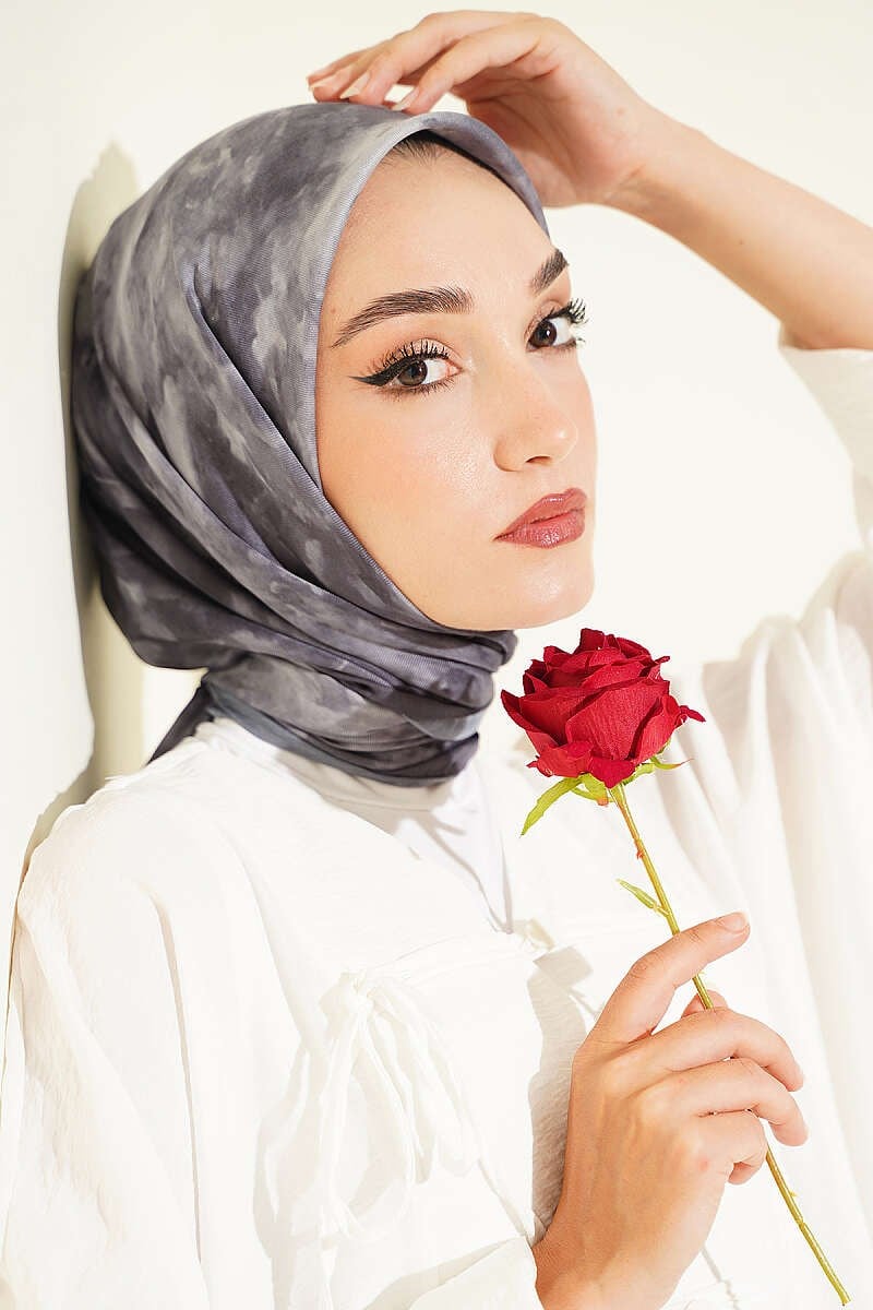 Batik Desen Soft Eşarp Kayrak Grisi