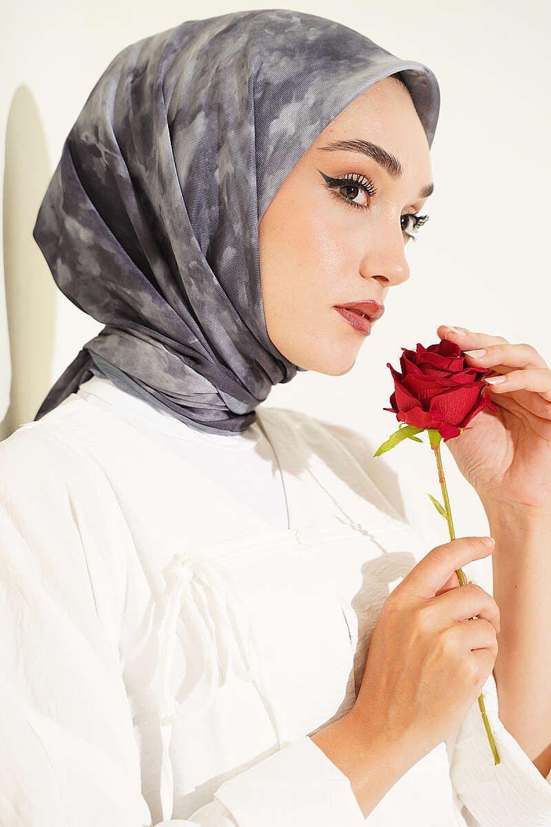 Batik Desen Soft Eşarp Kayrak Grisi