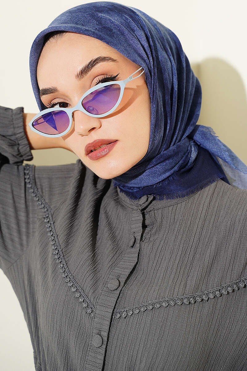 Batik Desen Soft Kraş Serisi Eşarp Lacivert
