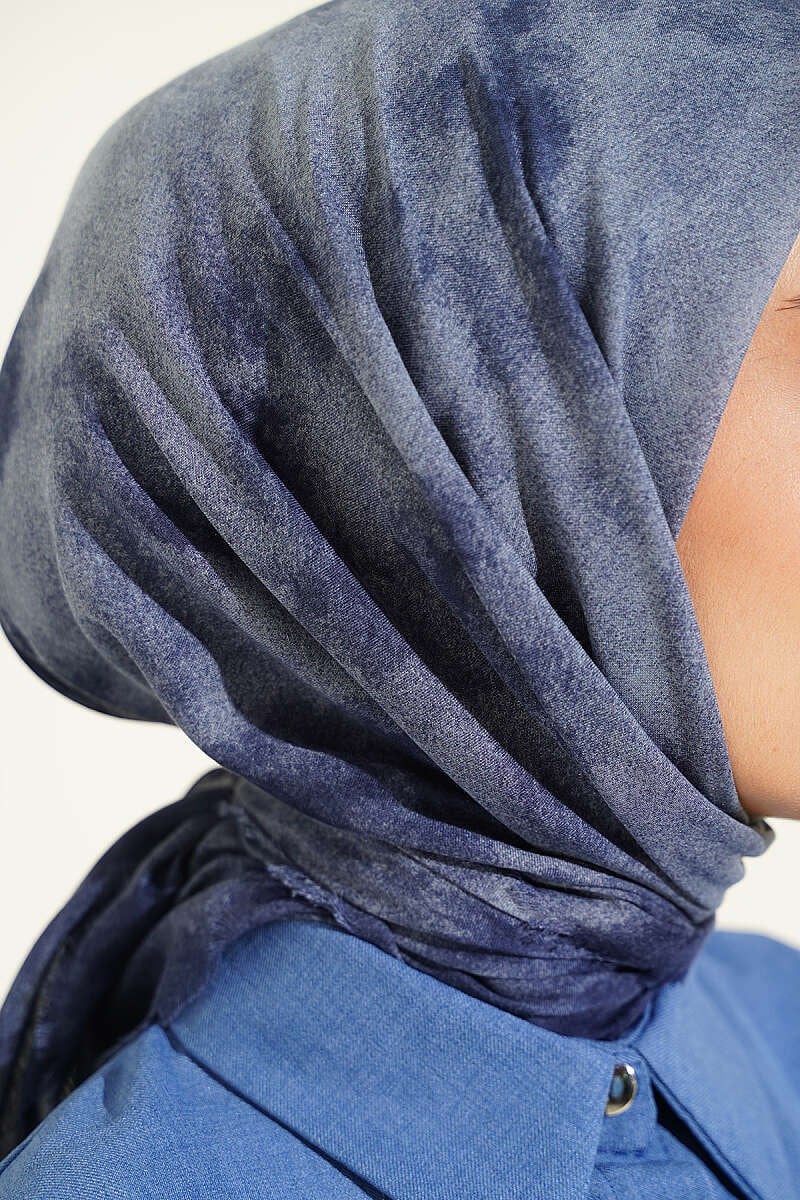 Batik Desen Soft Kraş Serisi Eşarp Mavi