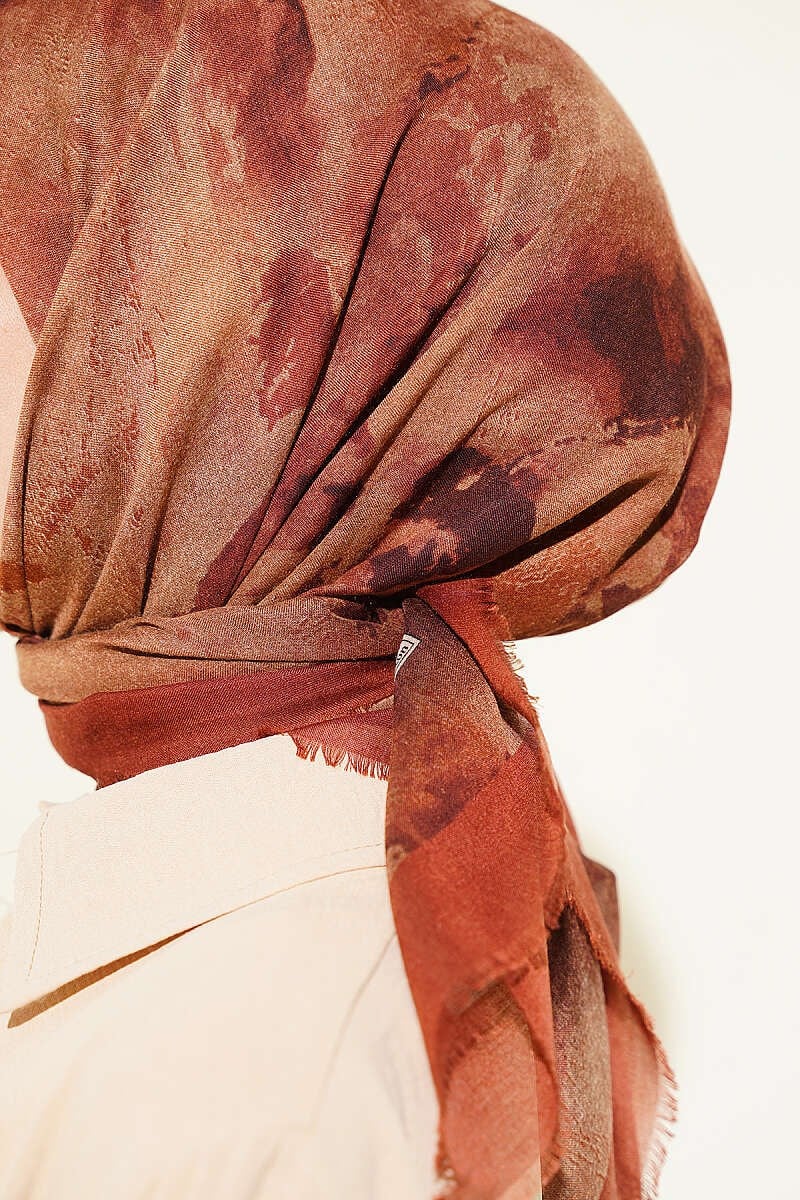 Batik Desenli Soft Eşarp Kiremit