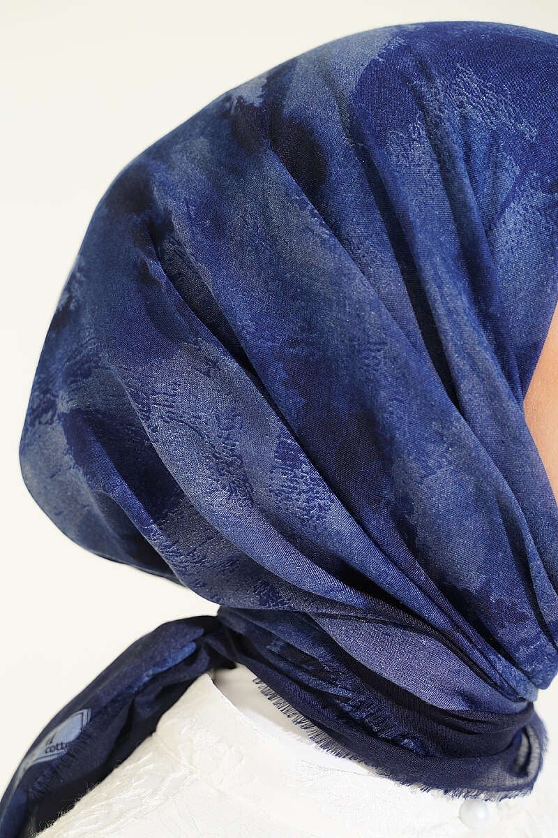 Batik Desenli Soft Eşarp Lacivert