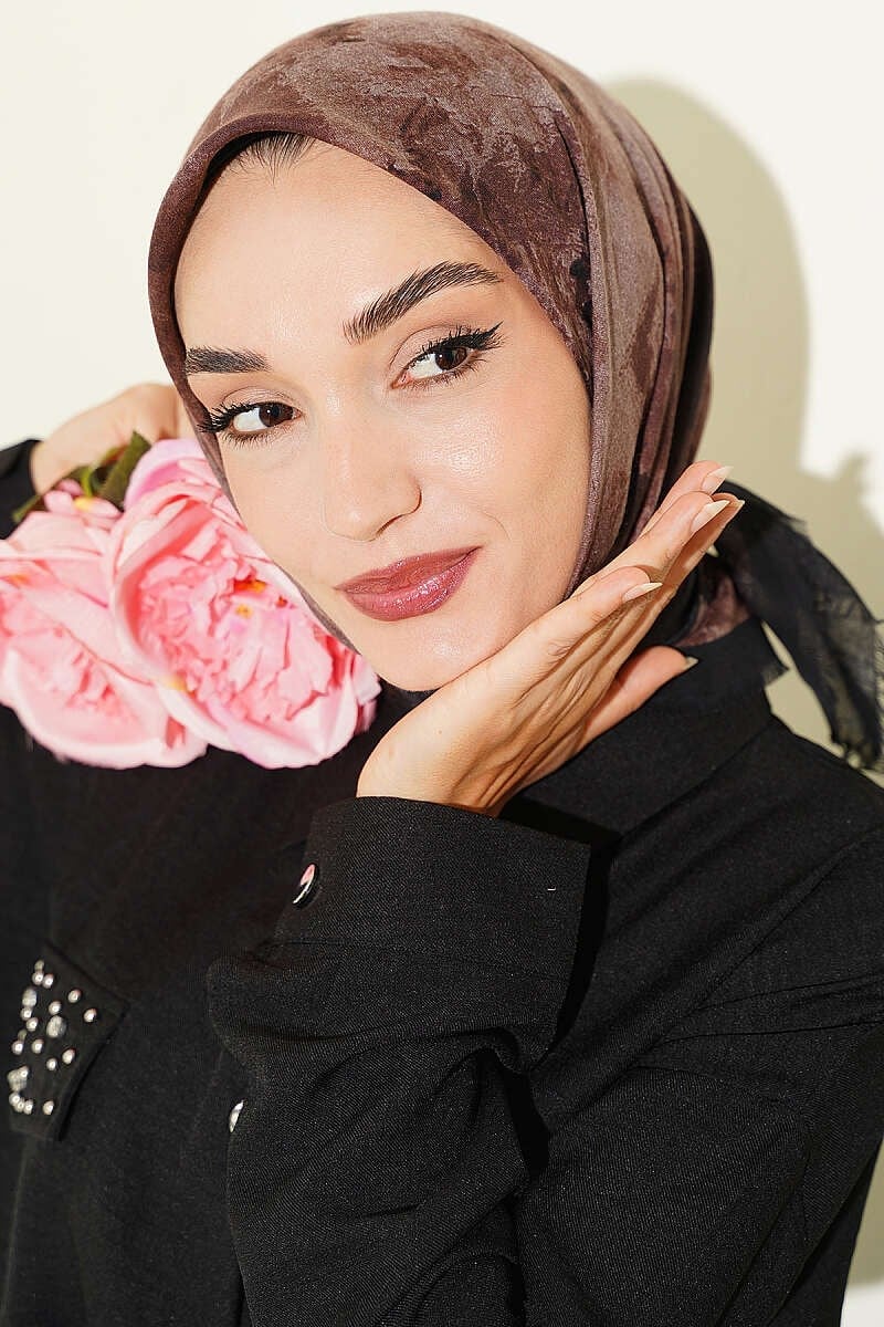 Batik Desenli Soft Eşarp Siyah Kahve