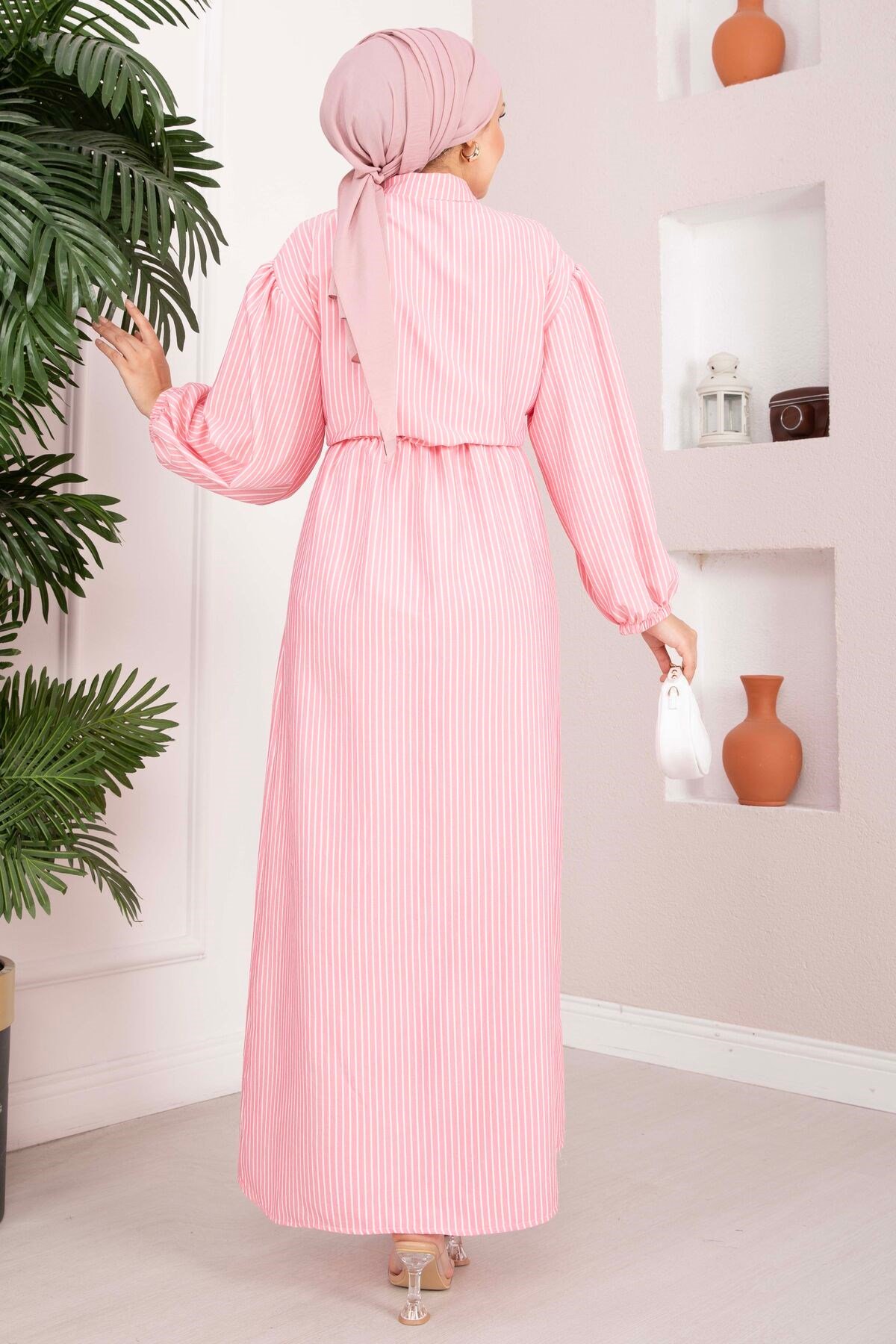 Beli Büzgülü Çizgili Tesettür Elbise Pembe