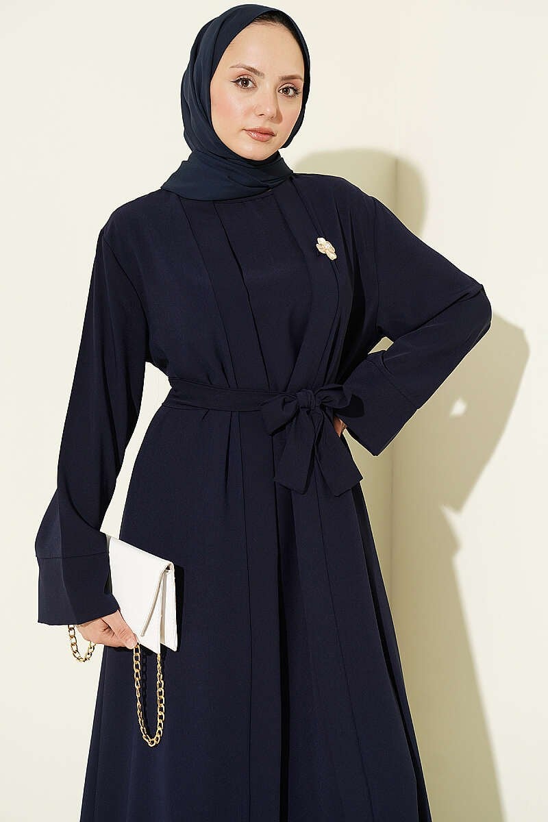 Broş Aksesuarlı Abaya Takım Lacivert