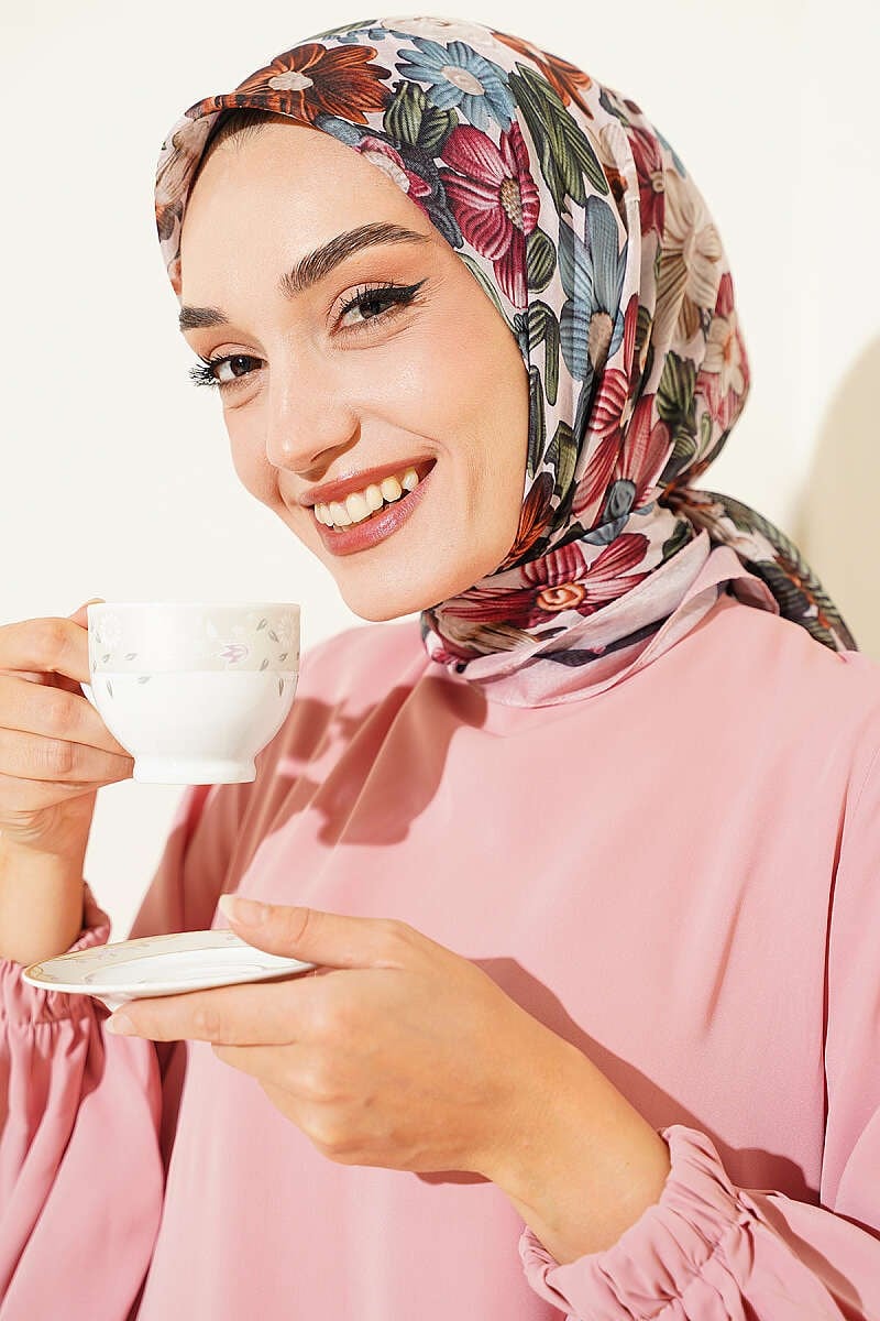 Çiçek Desenli Soft Eşarp Pudra