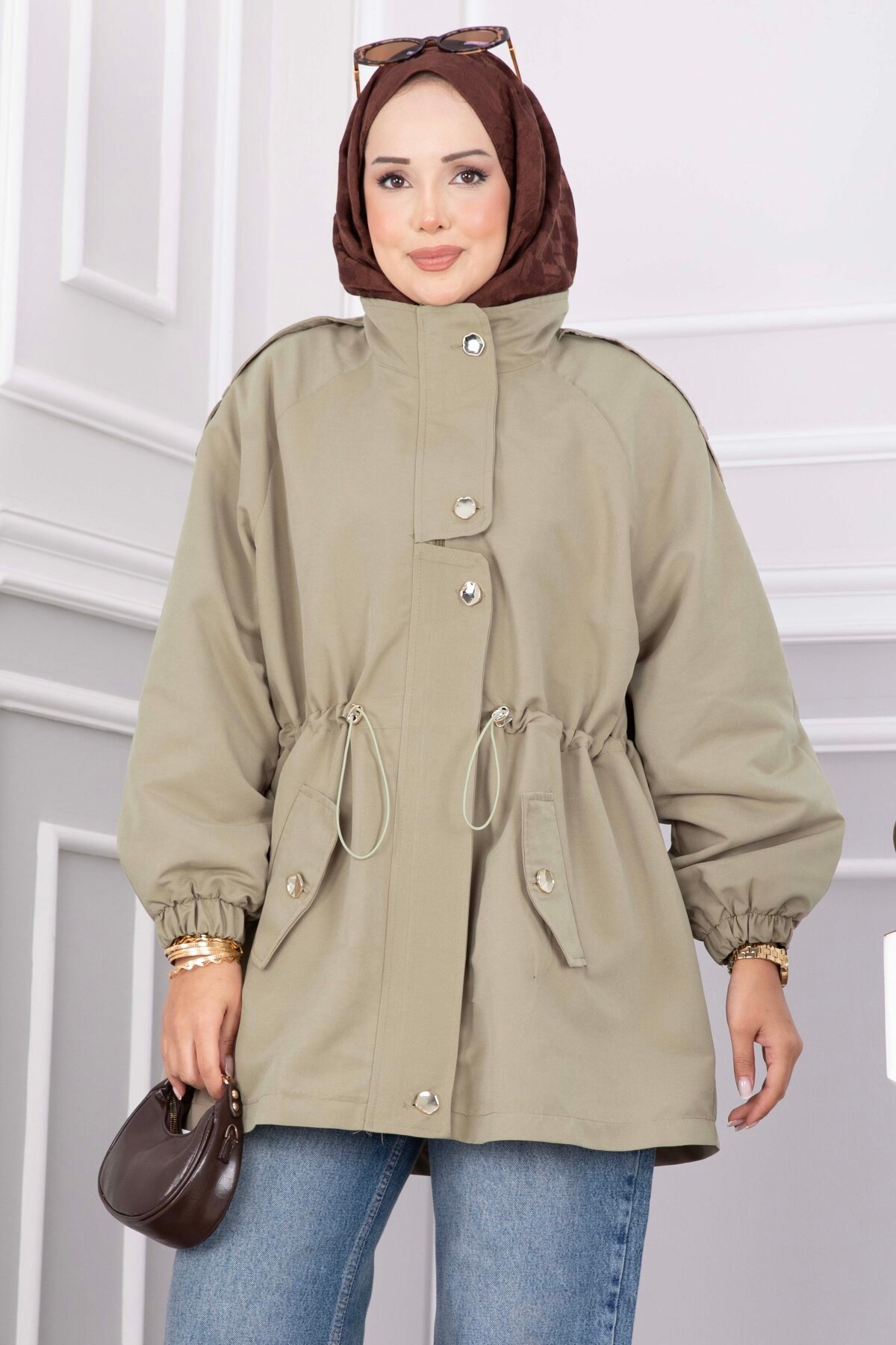 Fermuarlı Beli Ayarlanabilir Kısa Trençkot Yeşil Olive