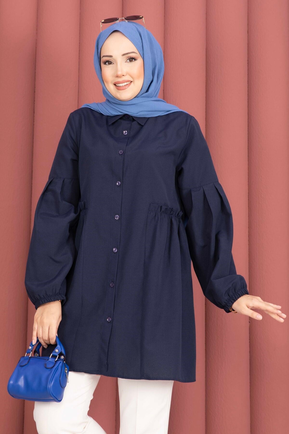 Gömlek Yaka Beli Büzgü Detaylı Tunik Lacivert