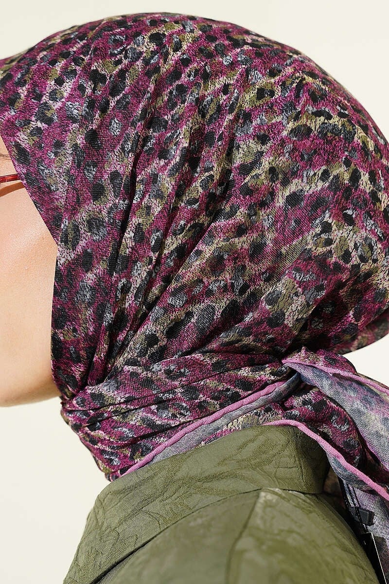 Karışık Leopar Desenli Eşarp Asorti 8
