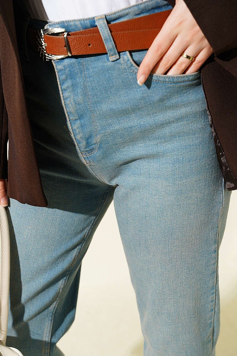 Kemerli Mom Jeans Pantolon Açık Tint