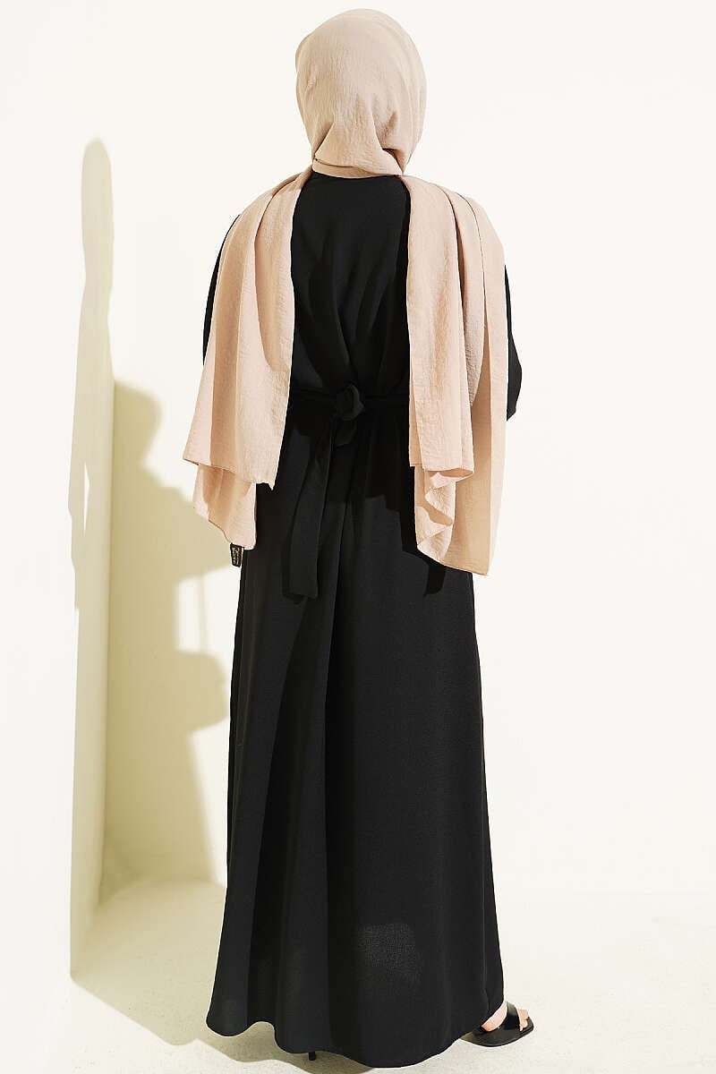 Kol Ucu Nakışlı Kuşaklı Abaya Siyah
