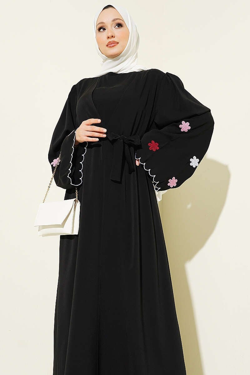 Kolları Çiçek Nakışlı Abaya Siyah