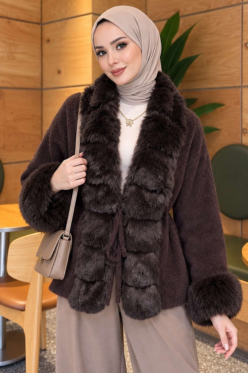Kürklü Beli Kuşaklı Angora Kaşe Kahve