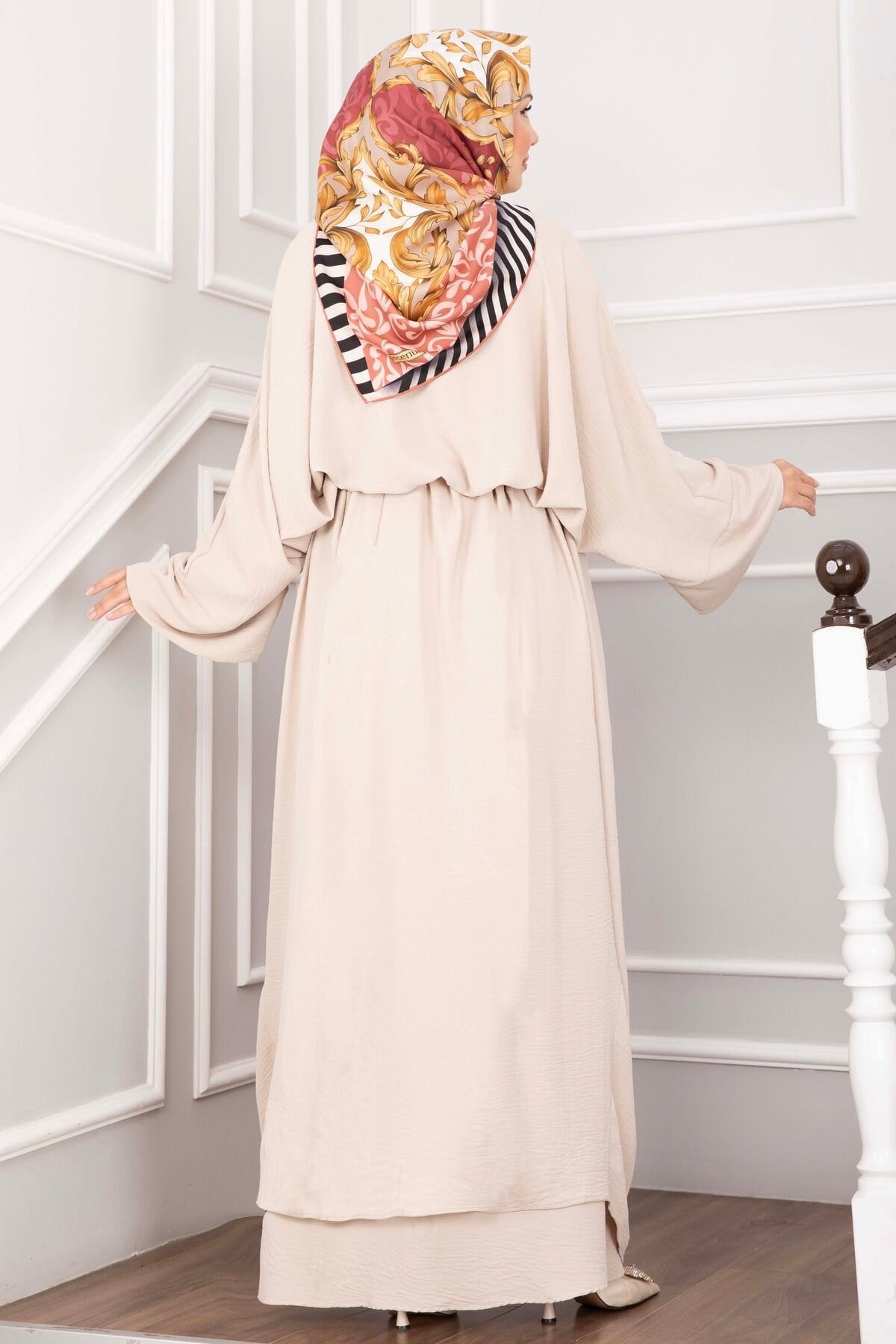 Leyli Tesettür Abaya Takım Krem