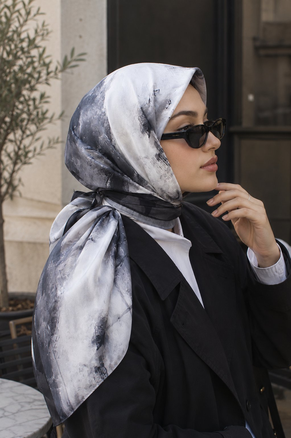 Modern Floral Desen Eşarp Serisi Gri