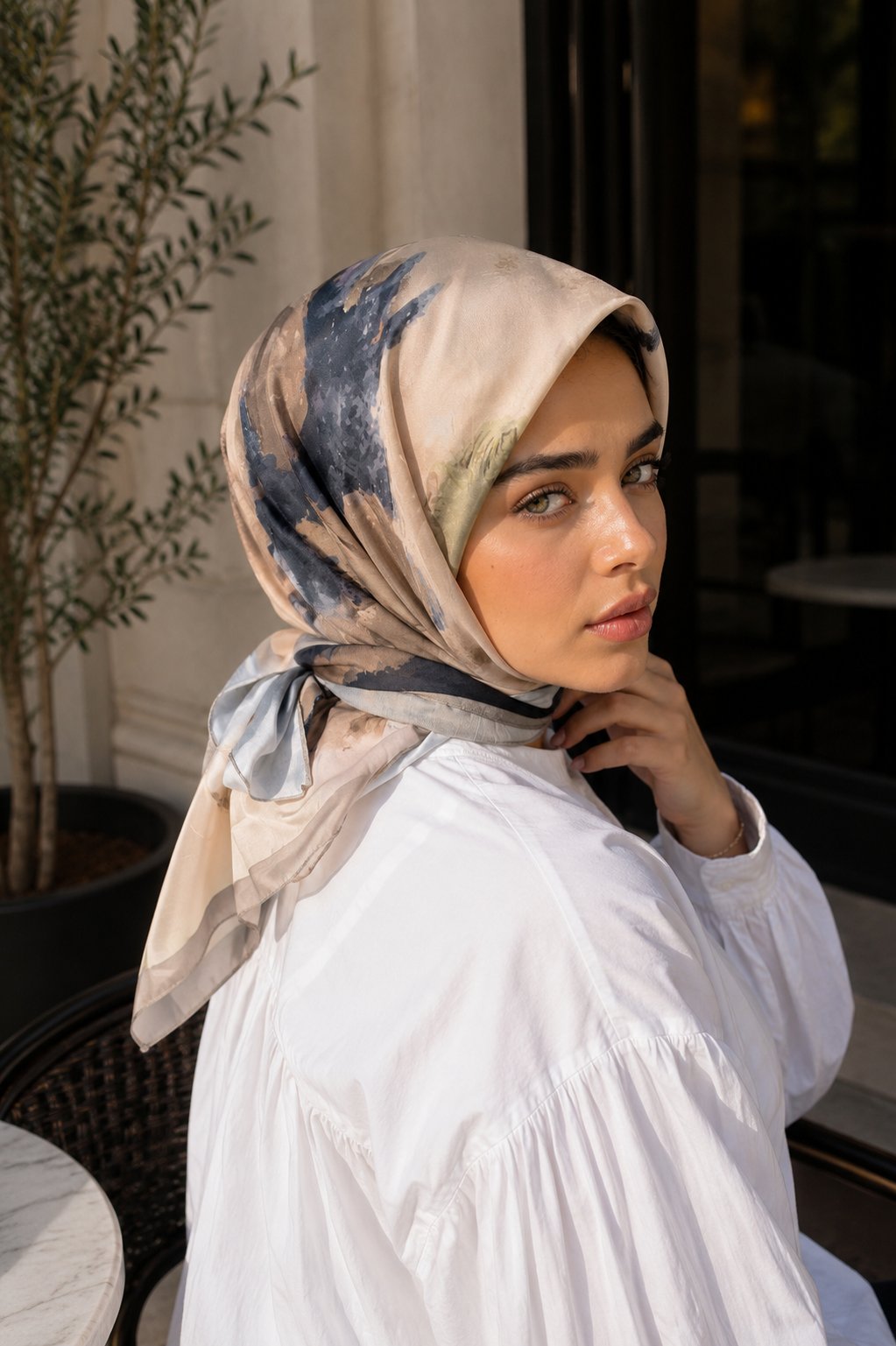Modern Floral Desen Eşarp Serisi Vizon
