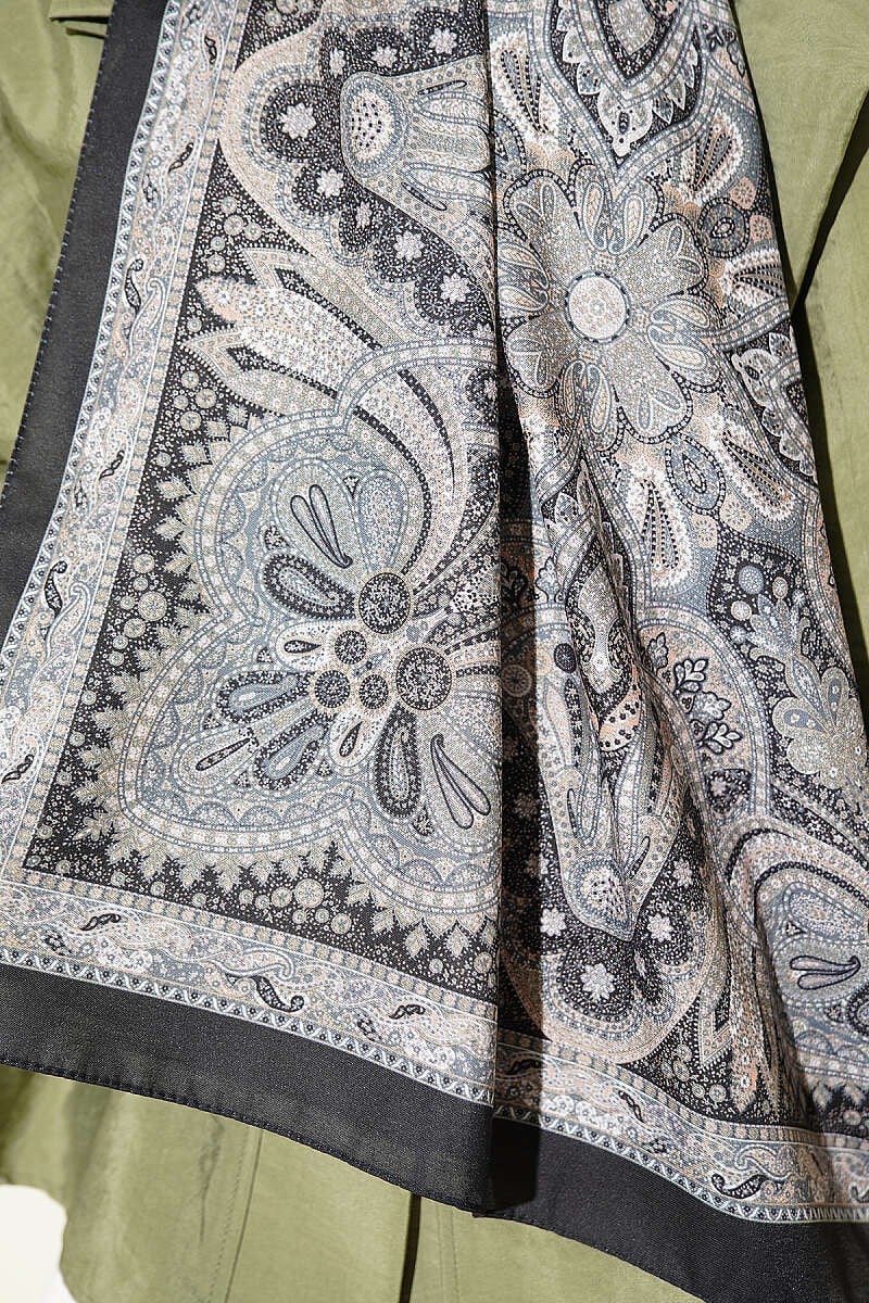 Otantik Motifli Desenli Şal Siyah