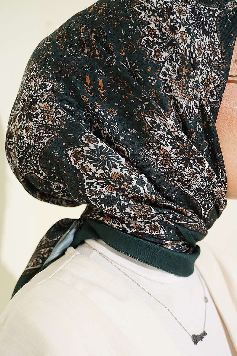 Otantik Motifli Eşarp Zümrüt