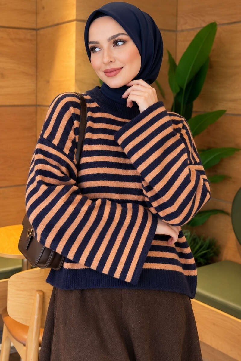 Oversize İnce Çizgili Triko Kazak Lacivert
