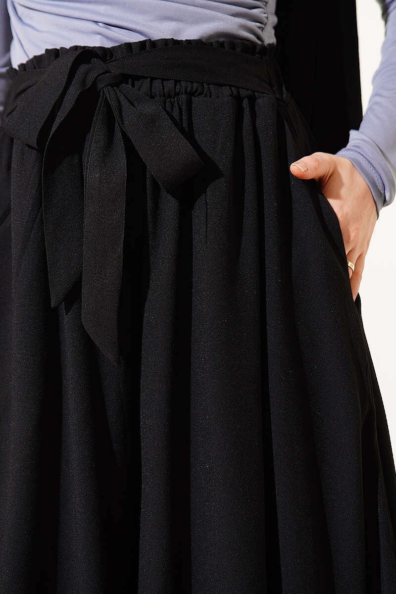 Oversize Paçalı Bağlamalı Pantolon Siyah