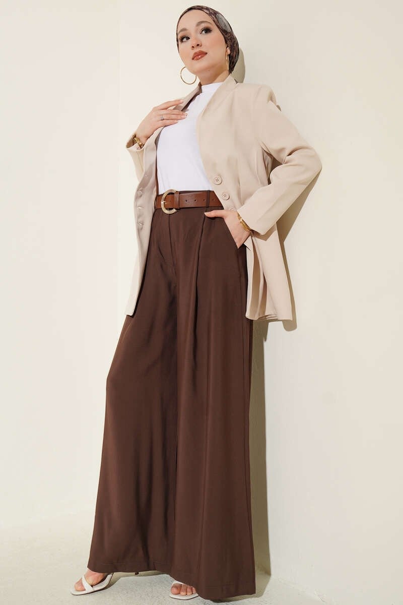 Pileli Kemerli Oversize Pantolon Kahve