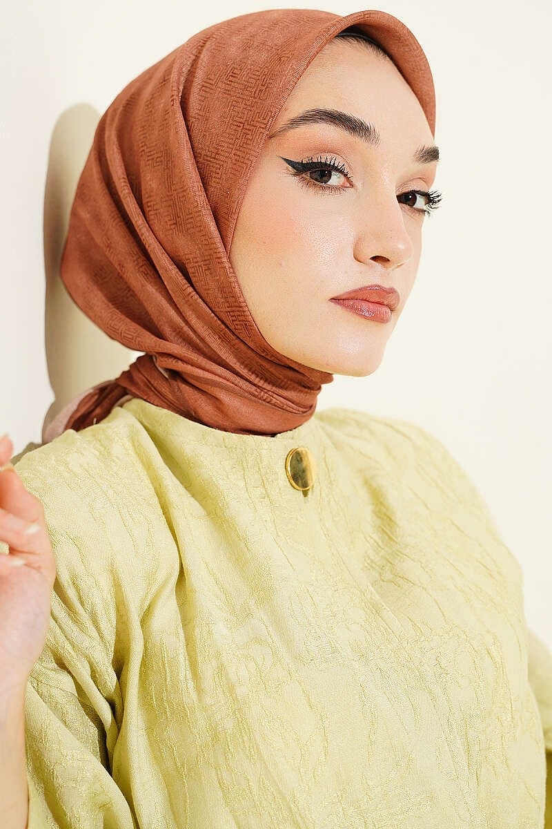 Şerit Çizgili Desenli Eşarp Taba