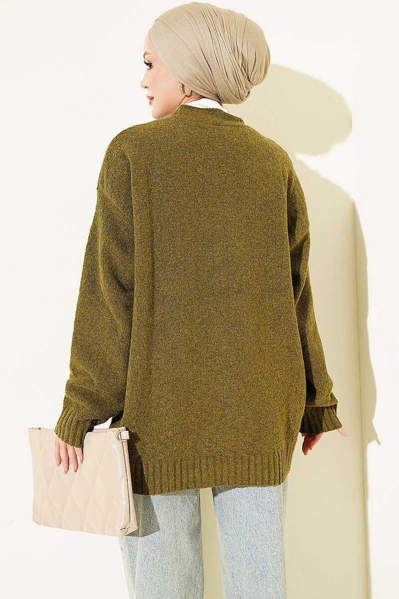 V Yaka Düğmeli Oversize Triko Hırka Yağ Yeşili