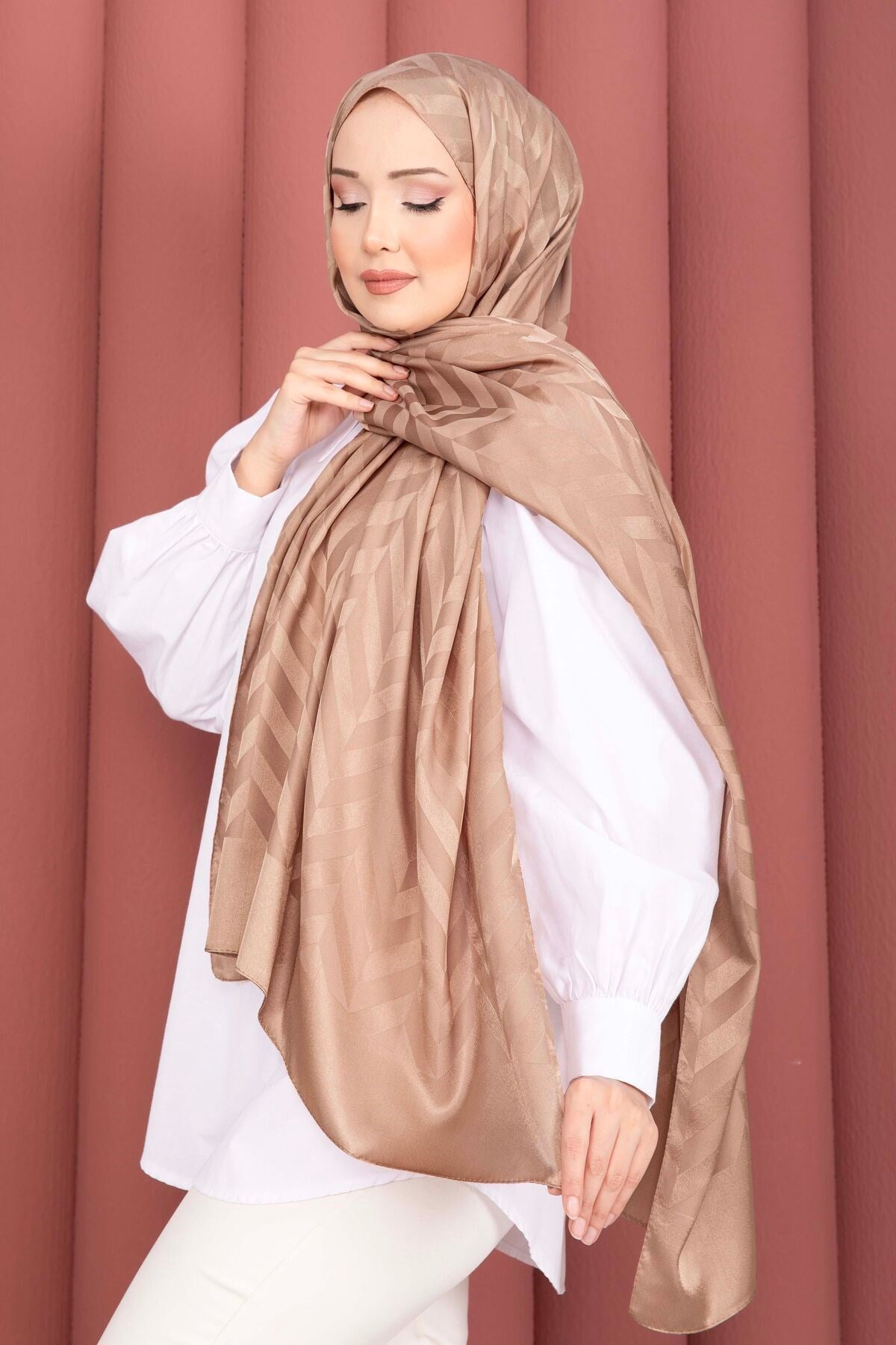 Zikzak Desen Jakar Şal Serisi Camel