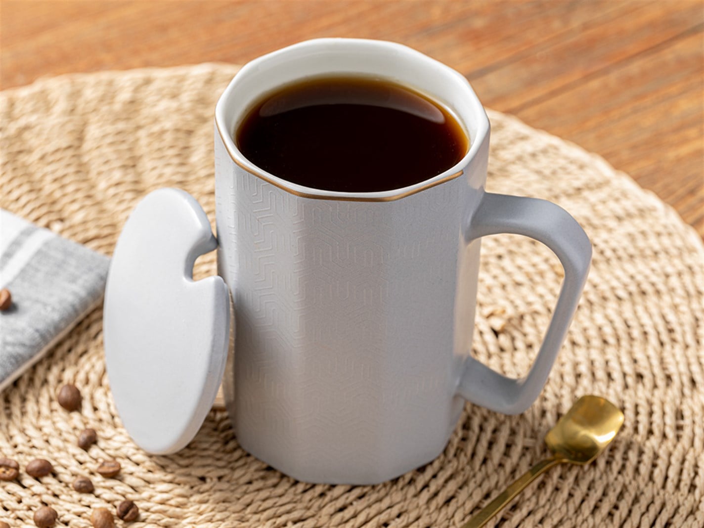 Alto # Lidded with spoon 450 ml Сиво