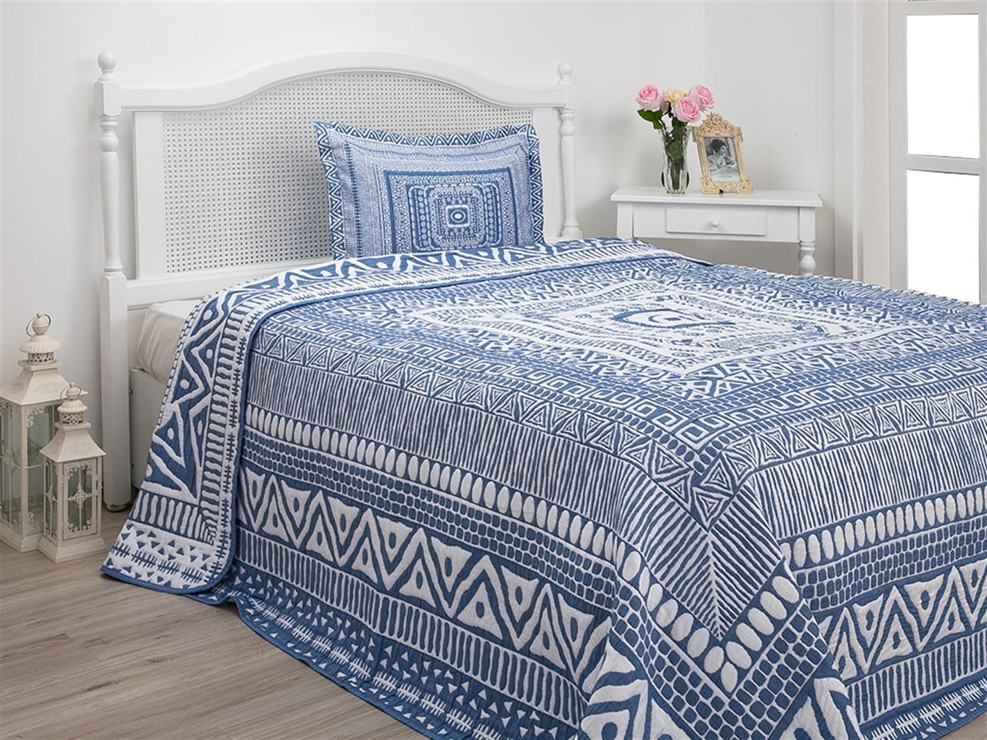 Balbina  Pentru o persoana 180x240 cm Albastru