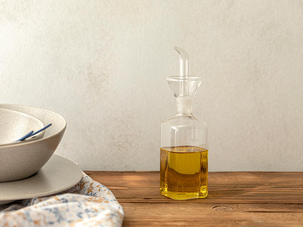 Catty Borosilicate Glass Oil Cup 250 ml Transparent