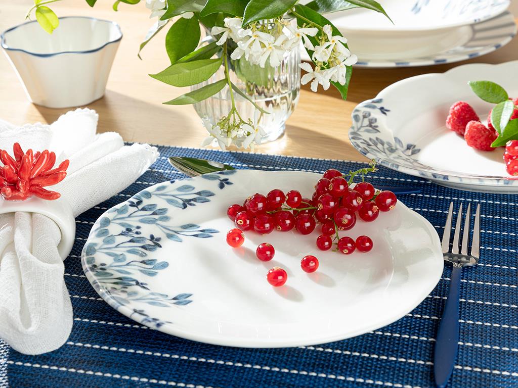 Clover Flower Porcelain Cake Plate 20 cm White-Blue