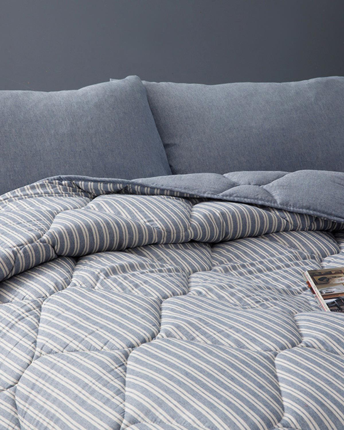Comfy Stripe Fire Vopsite King Size Set Dormit 240x220 cm Albastru