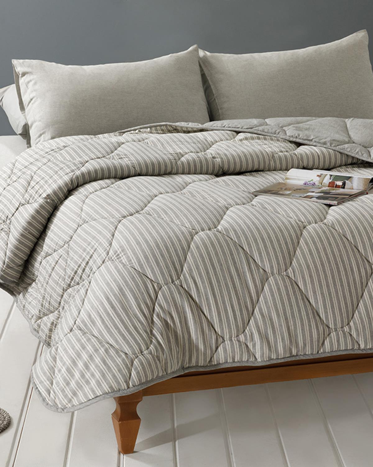 Comfy Stripe Fire Vopsite Single Set Dormit 160x220 cm Gri