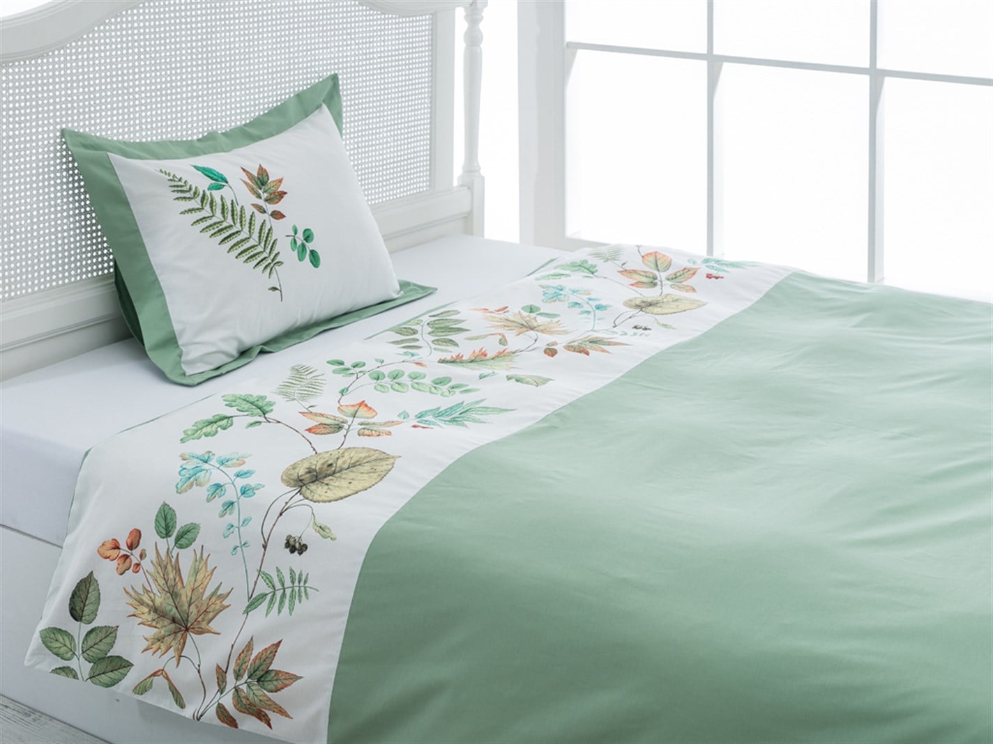 Curtea secretă  Pentru o persoana 160x220 cm Mint-lilac-roz