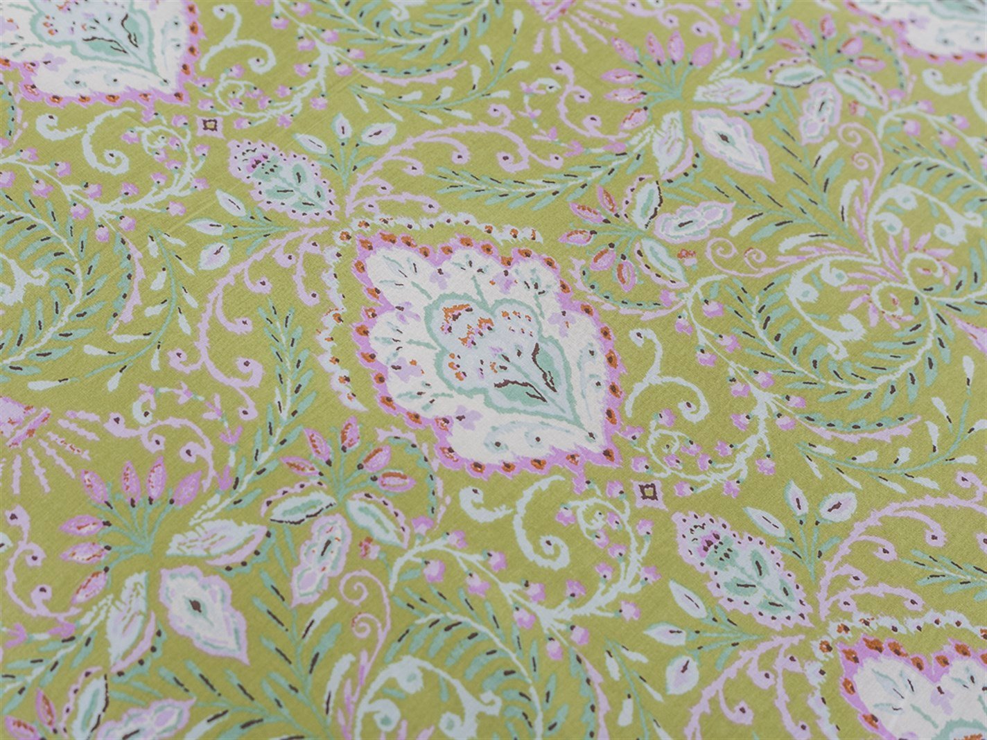 Dayne # Meniu mare 240x220 cm Mint-lilac-roz