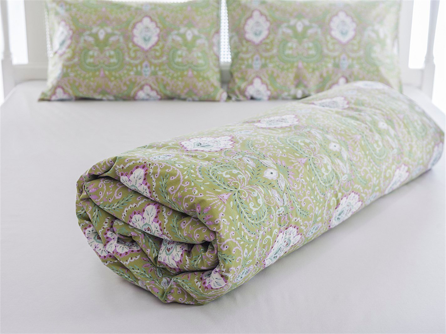 Dayne # Persoană dublă 200x220 cm Mint-lilac-roz