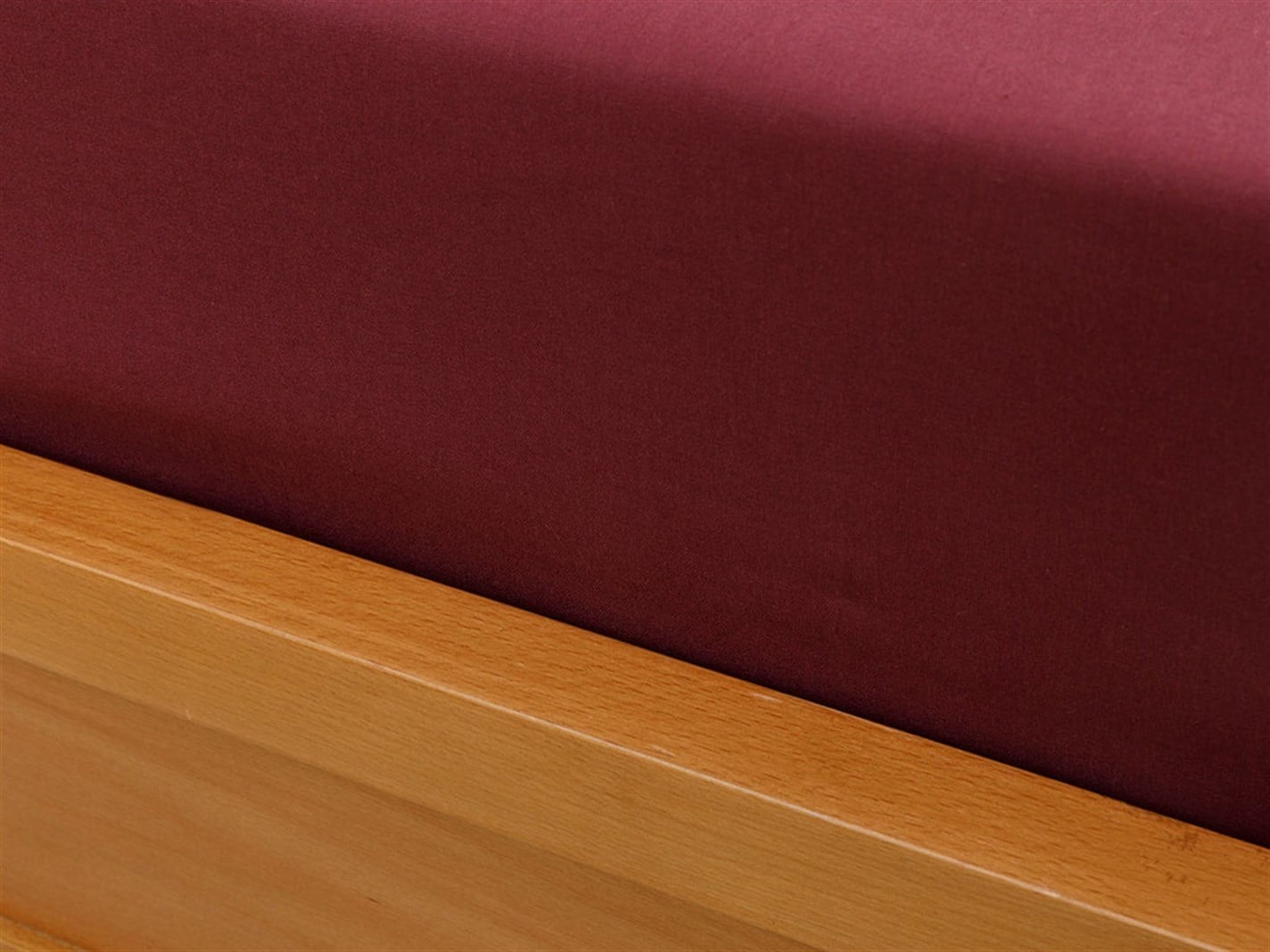 drept 57 Tel / 144 Numărul de fir Pentru o persoana 160x240 cm Cireș acru