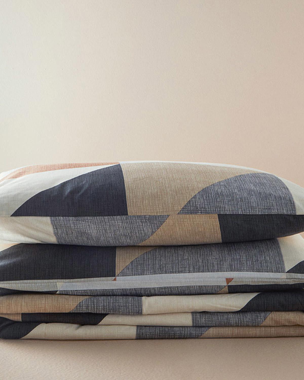 Easy Iron Double Person Duvet Cover Set Pack 200x220 cm Gray-Beige