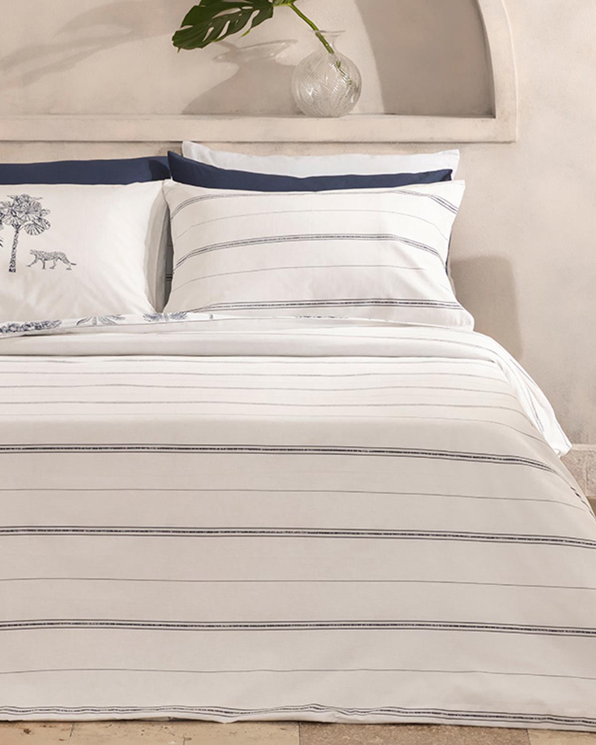 Exotic Forest Cu Bumbac Double Set Lenjerie De Pat 200x220 cm Bleumarin