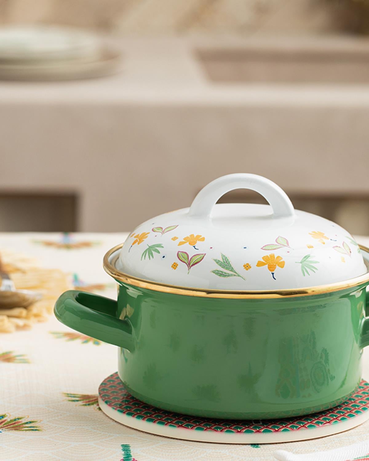 Exotic Leaves Enamel Pan 14 cm Green