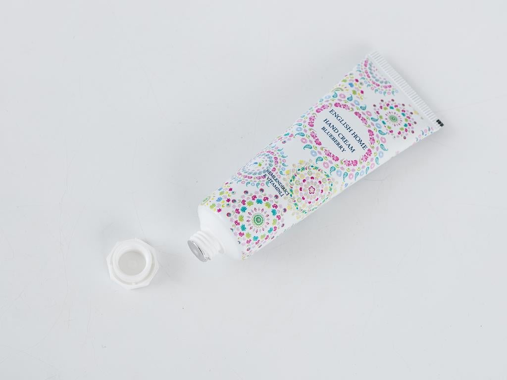 Farmecul creol  CREMĂ PENTRU MÂINI 30 ml White