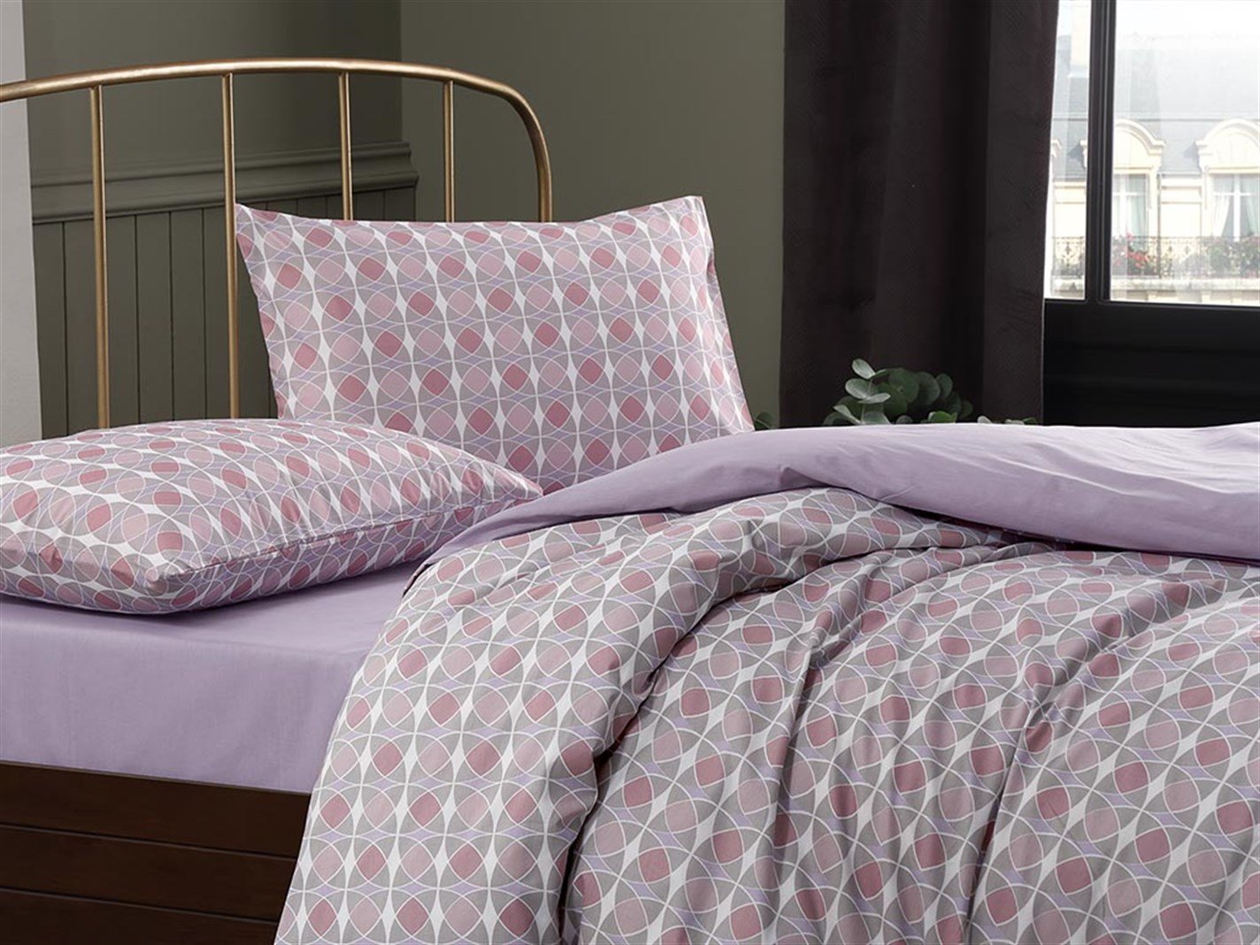 Folos pur 52 Tel / 132 Numărul de fir Meniu mare 240x220 cm Liliac.