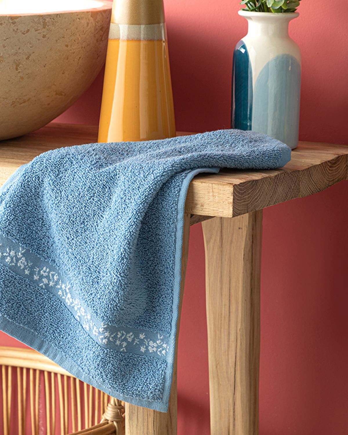 Freesia Cottony Hand Towel 30x40 cm Blue