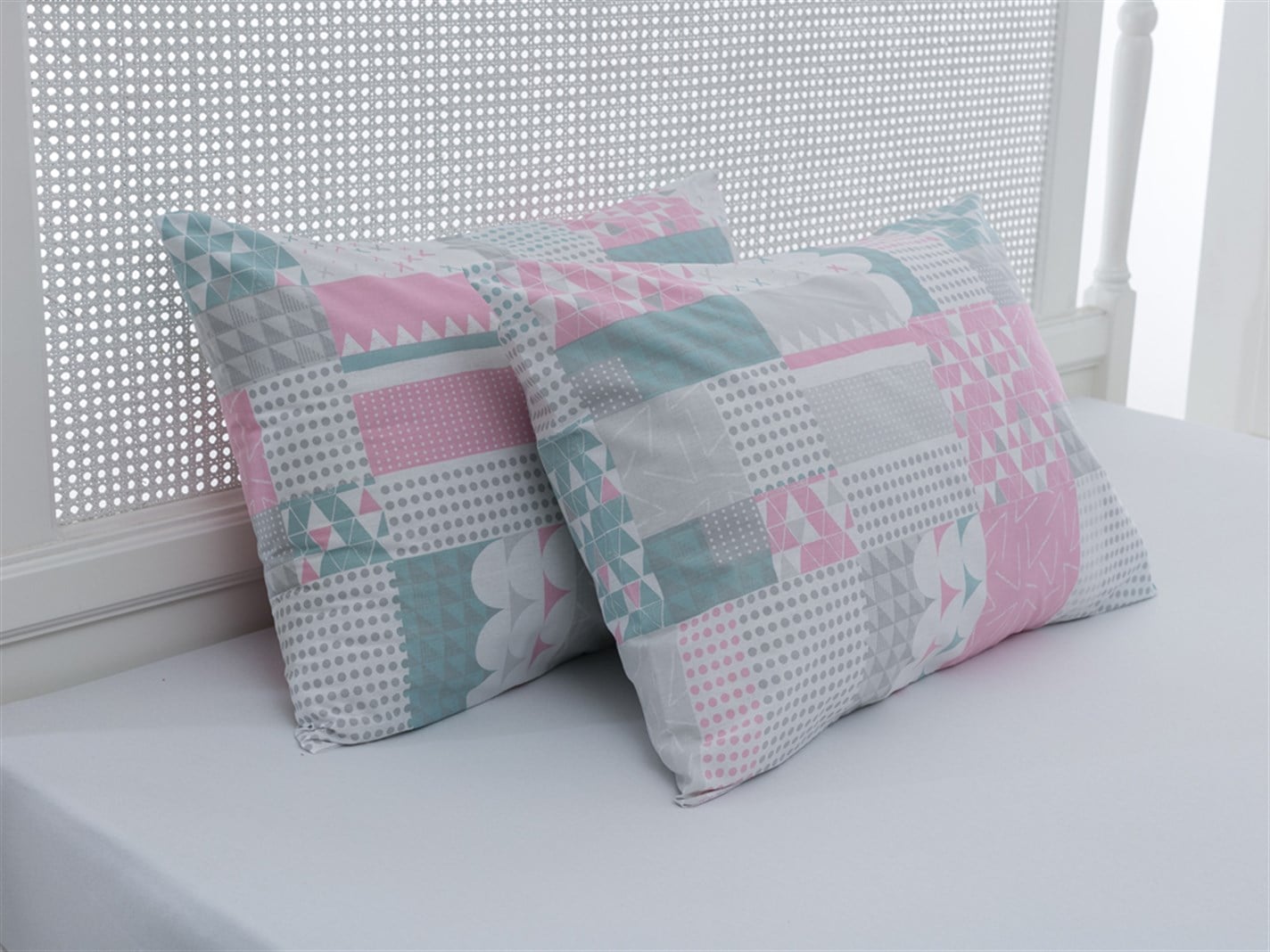 Geopatch 57 Tel / 144 Numărul de fir 2 set 50x70 cm Seledon,