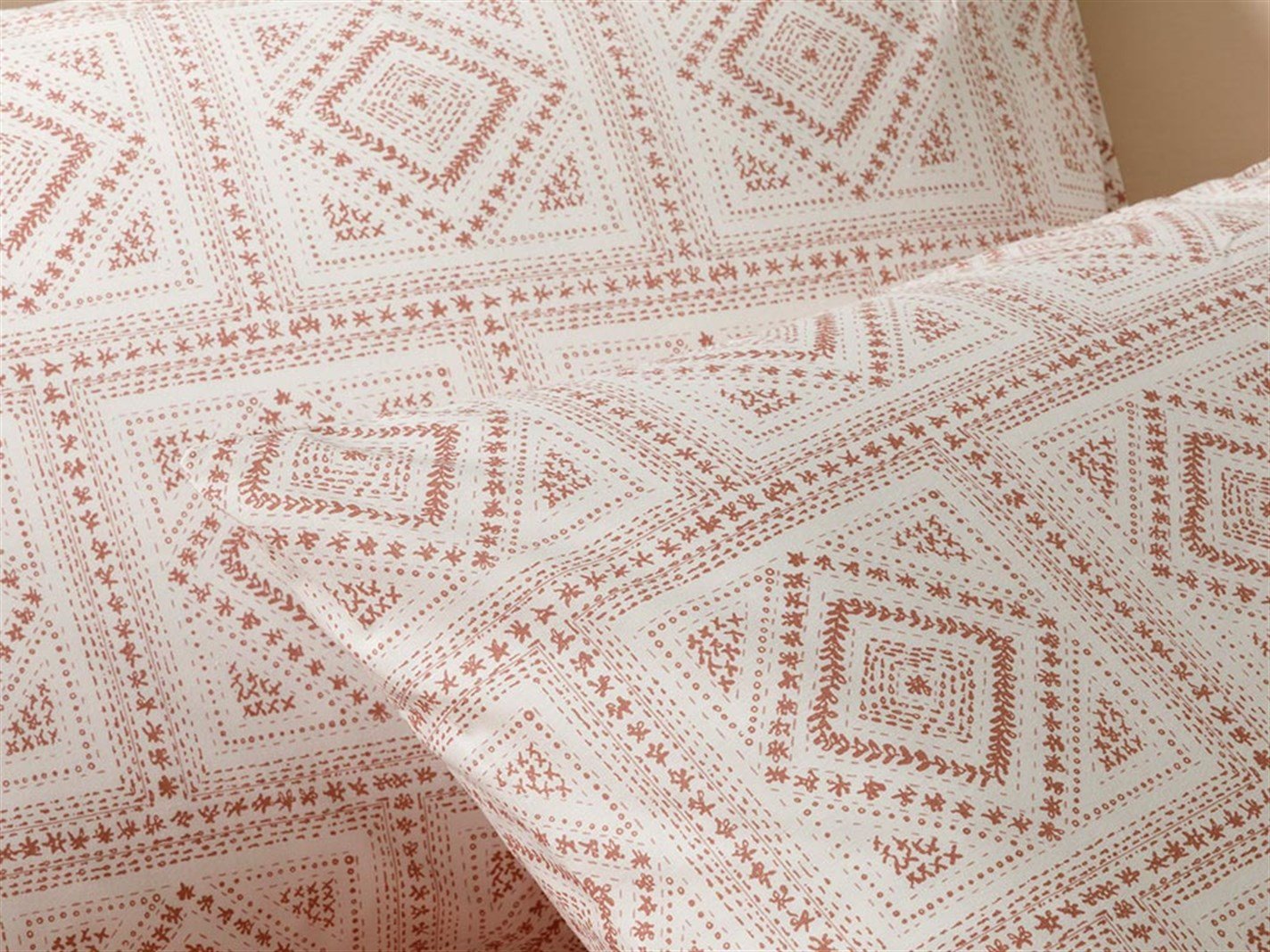 Geostitch 57 Tel / 144 Numărul de fir 2 set 50x70 cm Scorţişoară
