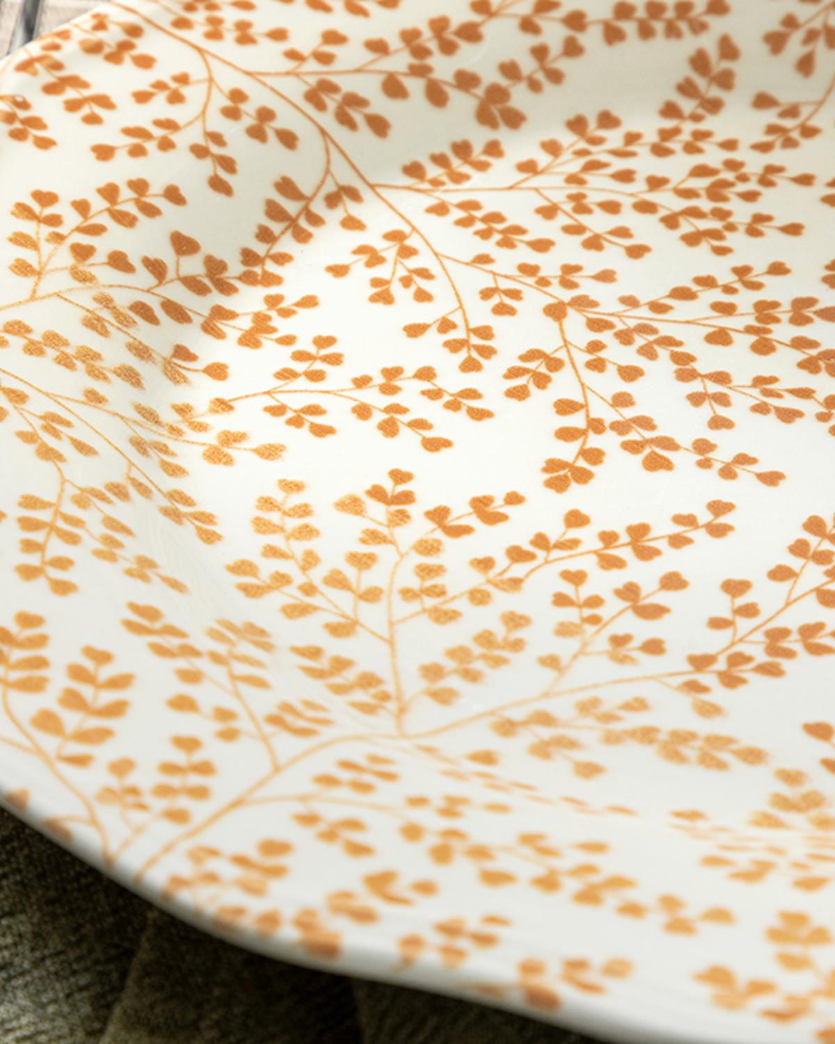 Giraffe Porcelain Service Plate 25 cm Orange,