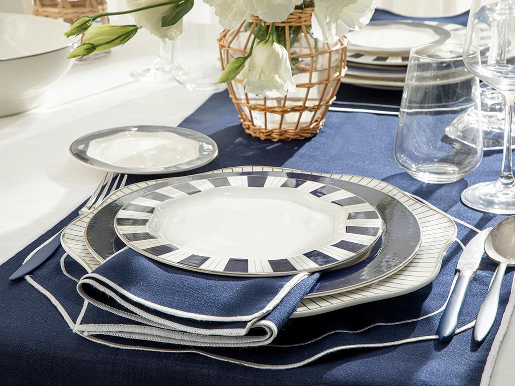 Grace New Bone Cake Plate 20 cm Navy Blue