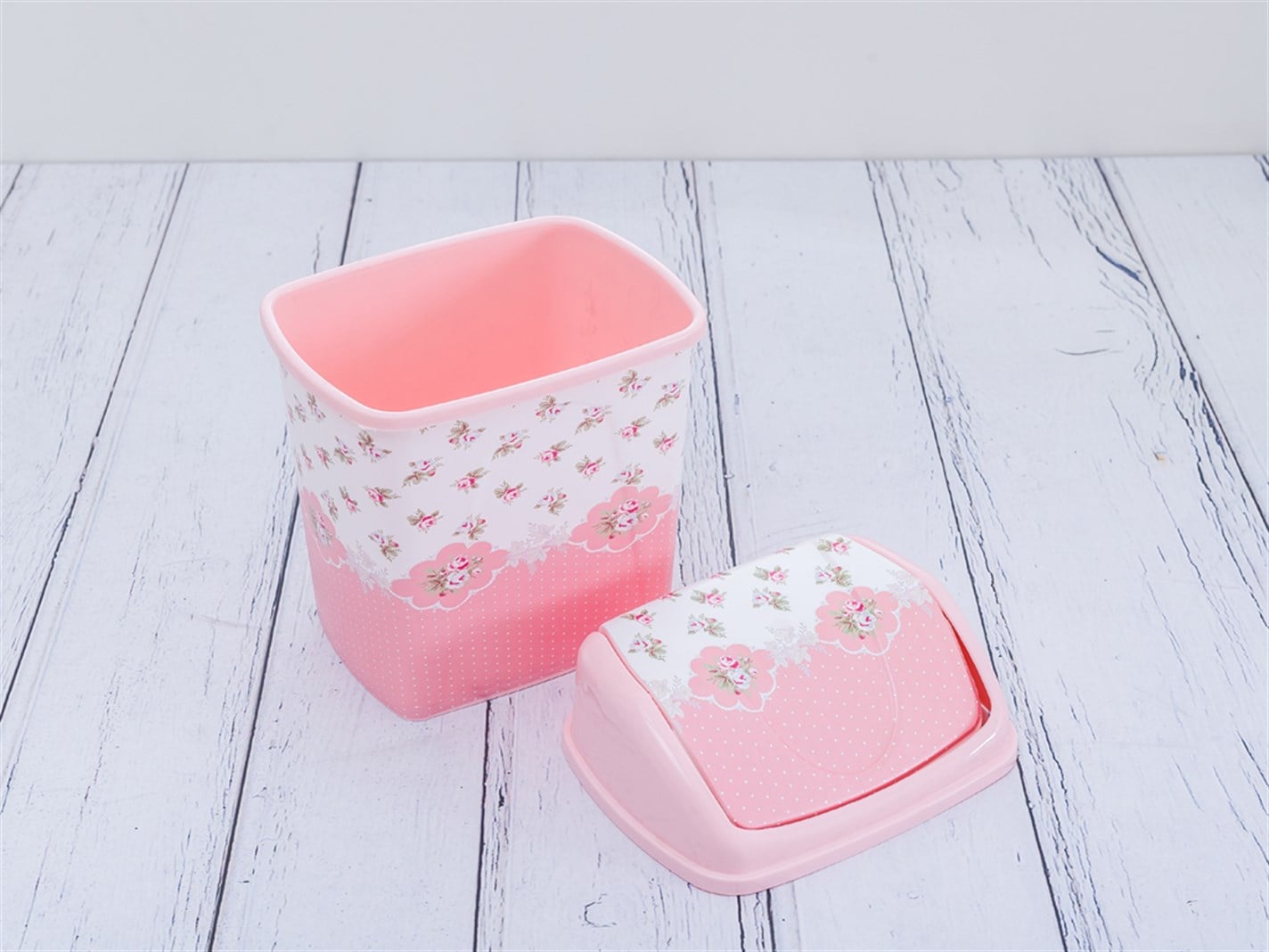 Iarna a crescut # plastic plastic 5L Roz