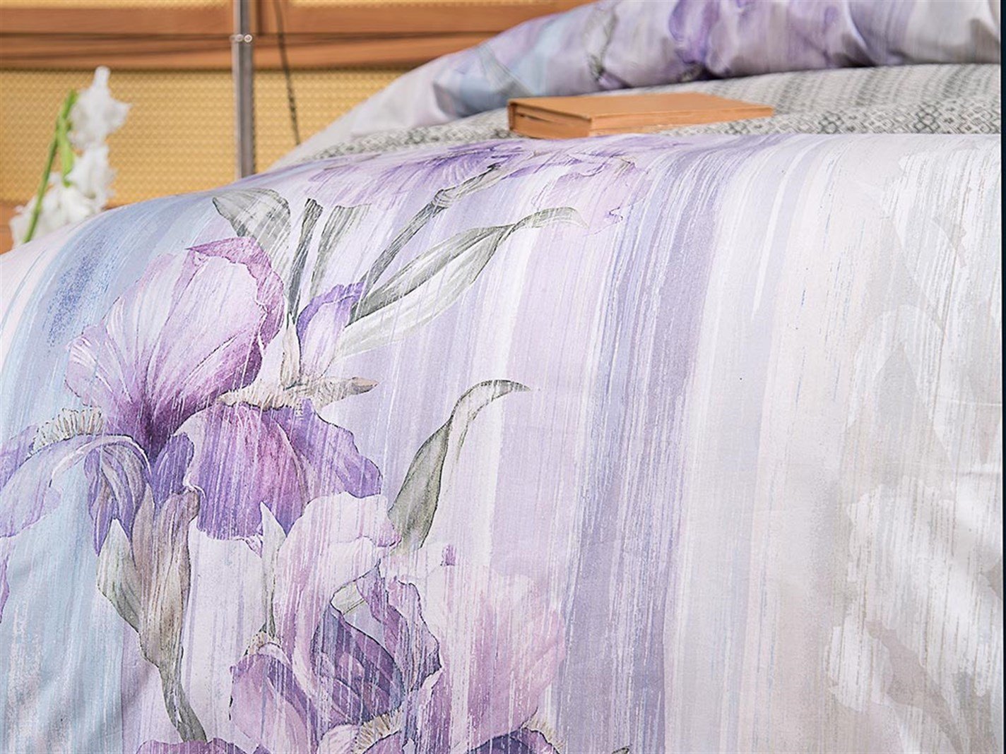 Iris pur 57 Tel / 144 Numărul de fir Meniu mare 240x220 cm Liliac.